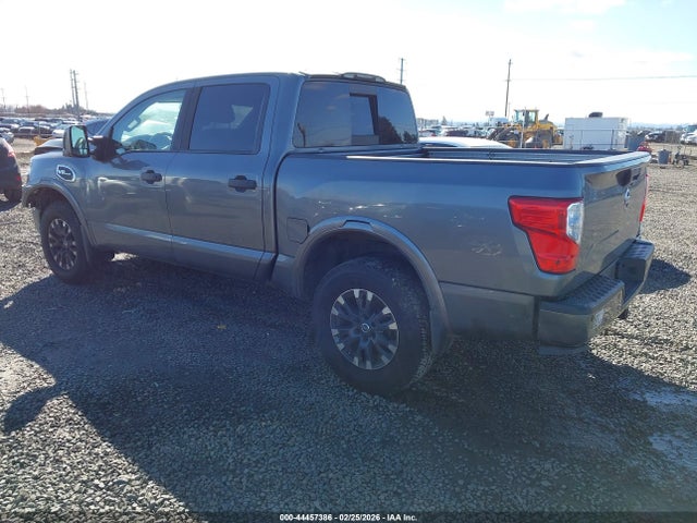 1N6AA1E50HN510579 Nissan Titan Pro-4x