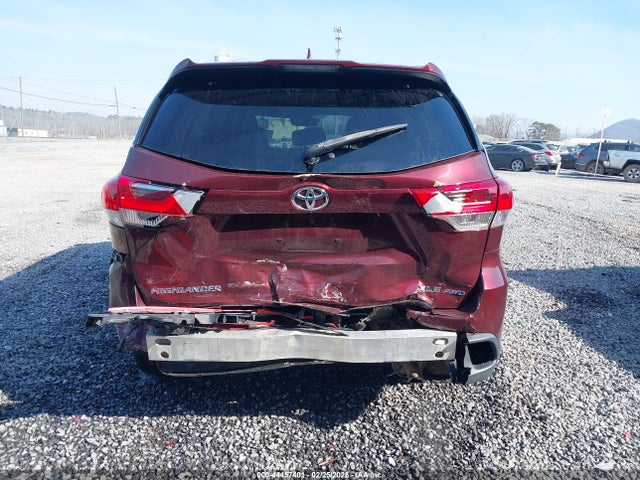5TDJZRFH2JS908329 Toyota Highlander Xle
