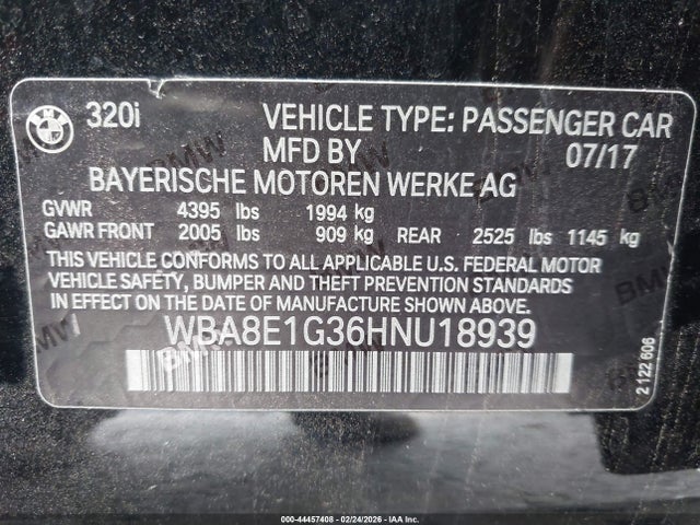 WBA8E1G36HNU18939 BMW 320i