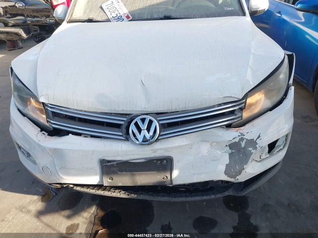 WVGAV7AX6FW556650 Volkswagen TIGUAN S