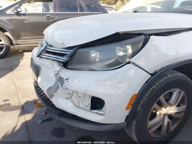 WVGAV7AX6FW556650 Volkswagen TIGUAN S