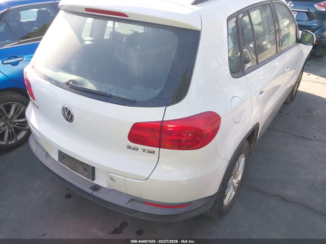 WVGAV7AX6FW556650 Volkswagen TIGUAN S
