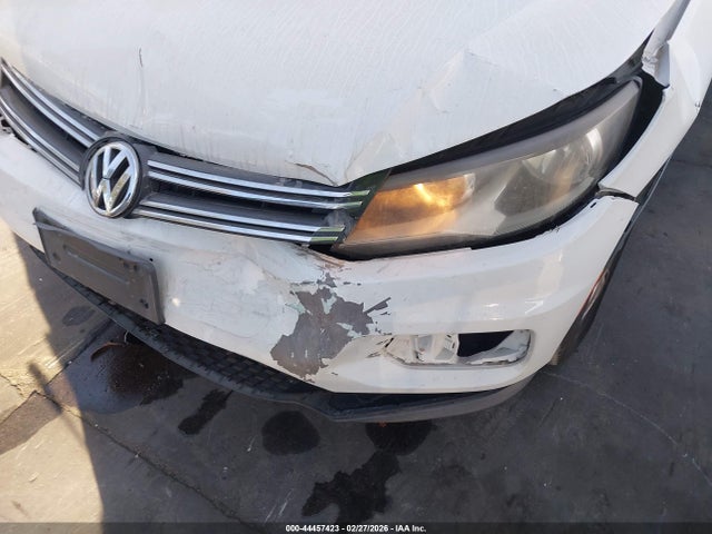 WVGAV7AX6FW556650 Volkswagen TIGUAN S