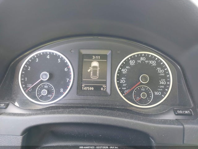 WVGAV7AX6FW556650 Volkswagen TIGUAN S