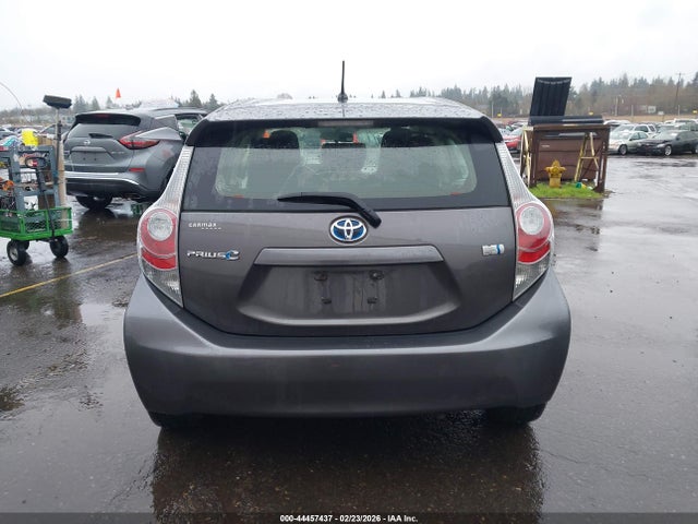 Toyota Prius C One 2014 JTDKDTB30E1066166 Image 17
