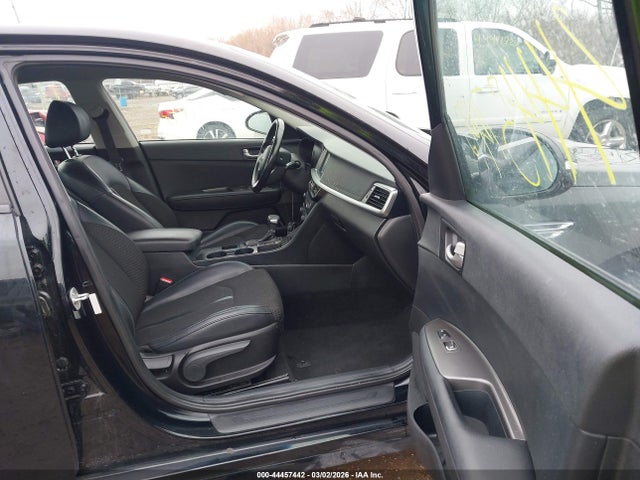 2019 KIA OPTIMA 5XXGT4L32KG335328 Photo 4