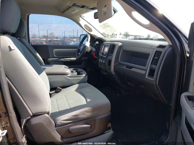 3C6JR6AT7EG115291 RAM 1500 Express