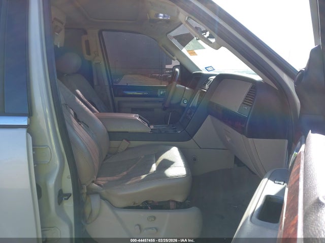 2006 LINCOLN NAVIGATOR 5LMFU27536LJ23528 Photo 4