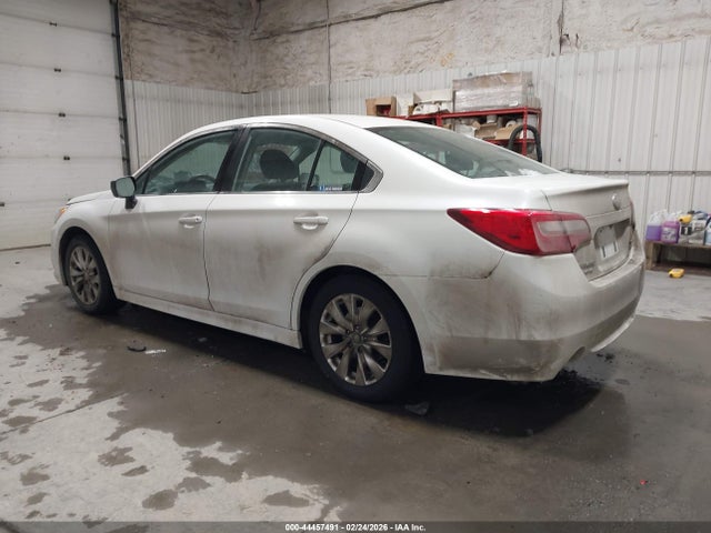 4S3BNAB61H3041670 Subaru Legacy 2.5i