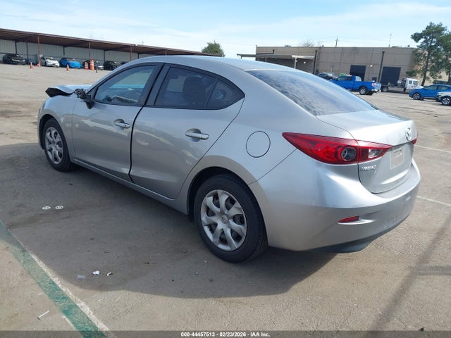 JM1BM1T70G1335033 Mazda Mazda3 I Sport