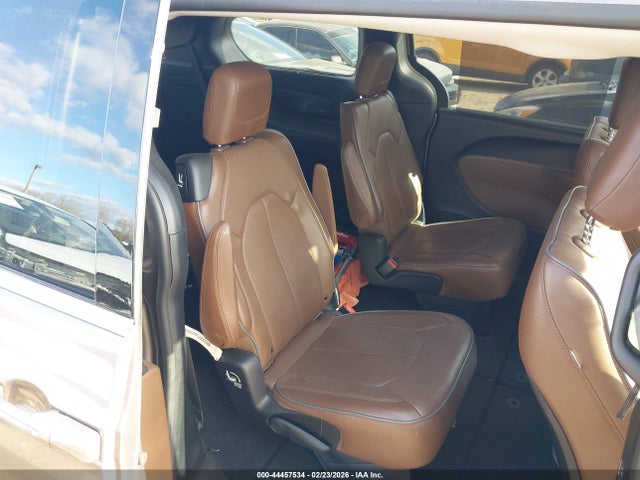 Продаж на аукціоні авто 2017 Chrysler Pacifica Limited, vin: 2C4RC1GG0HR561257, номер лоту: 44457534