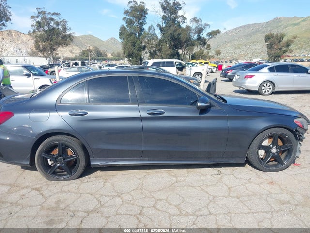 2015 Mercedes-benz C 300 Sport მანქანა იყიდება აუქციონზე, vin: 55SWF4JB6FU092269, აუქციონის ნომერი: 44457535