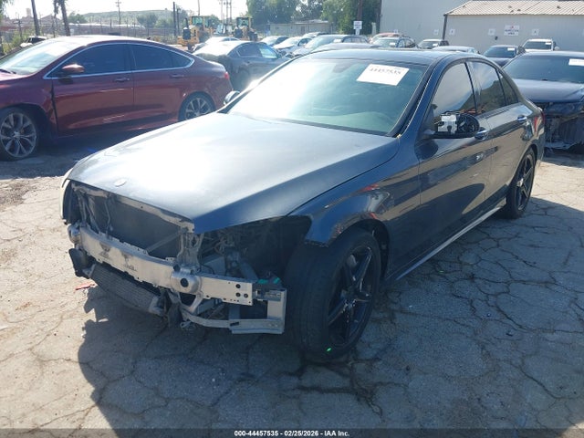 2015 Mercedes-benz C 300 Sport მანქანა იყიდება აუქციონზე, vin: 55SWF4JB6FU092269, აუქციონის ნომერი: 44457535