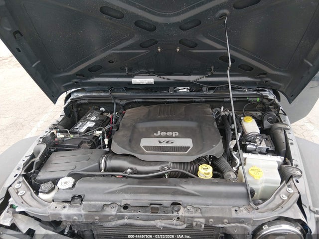 1C4BJWDG8HL670194 Jeep Wrangler Unlimited Sport 4x4