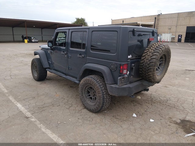 1C4BJWDG8HL670194 Jeep Wrangler Unlimited Sport 4x4