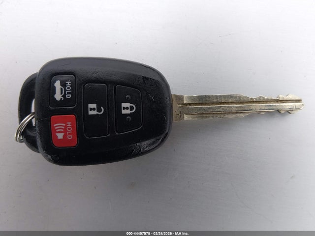 Toyota COROLLA LE 2018 5YFBURHE4JP794803 Image 11
