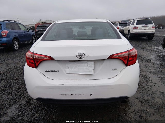 Toyota COROLLA LE 2018 5YFBURHE4JP794803 Image 17