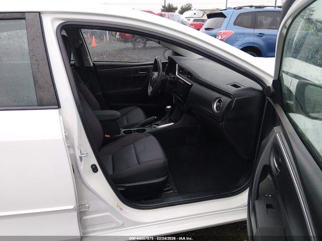 Toyota COROLLA LE 2018 5YFBURHE4JP794803 Image 5