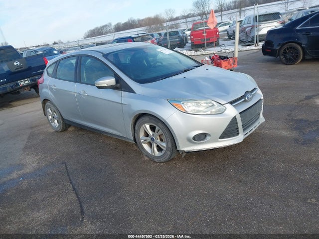 Ford FOCUS SE 2014 1FADP3K29EL322354 главное изображение