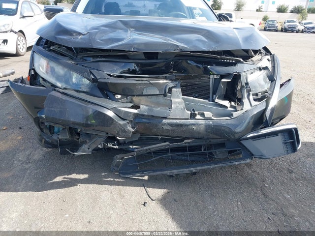 2HGFC2F69KH588148 Honda Civic Lx