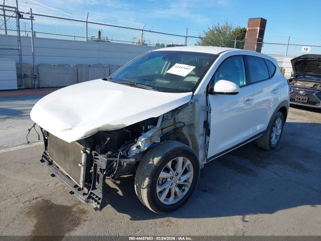 KM8J2CA48KU900850 Hyundai TUCSON SE