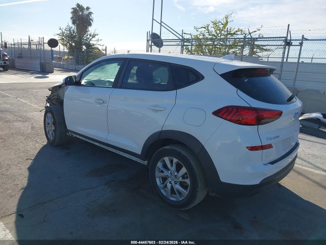 KM8J2CA48KU900850 Hyundai TUCSON SE