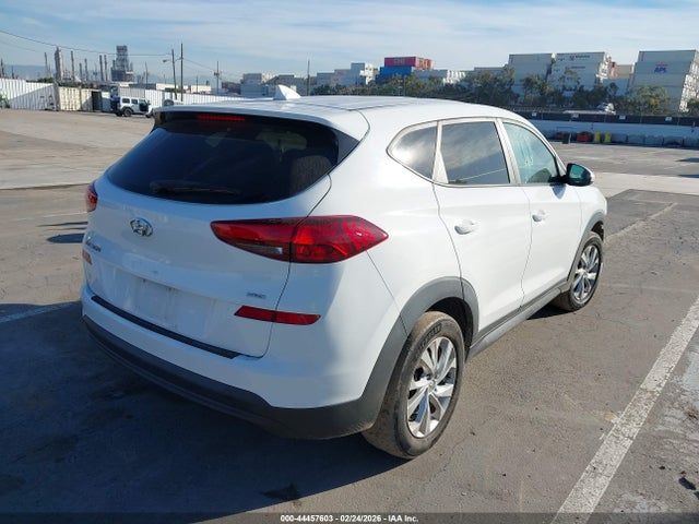KM8J2CA48KU900850 Hyundai TUCSON SE