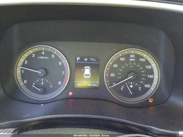 KM8J2CA48KU900850 Hyundai TUCSON SE