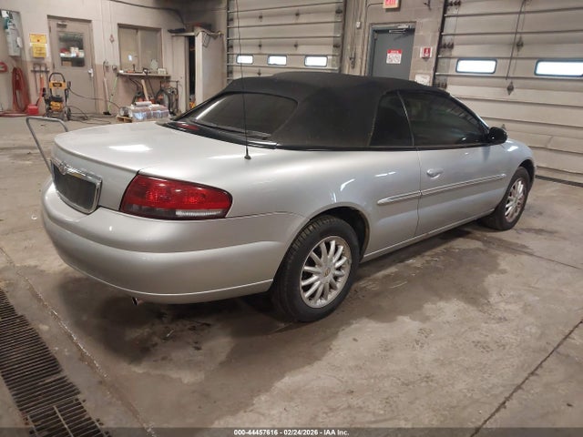 2002 Chrysler Sebring Lxi მანქანა იყიდება აუქციონზე, vin: 1C3EL55R72N323814, აუქციონის ნომერი: 44457616