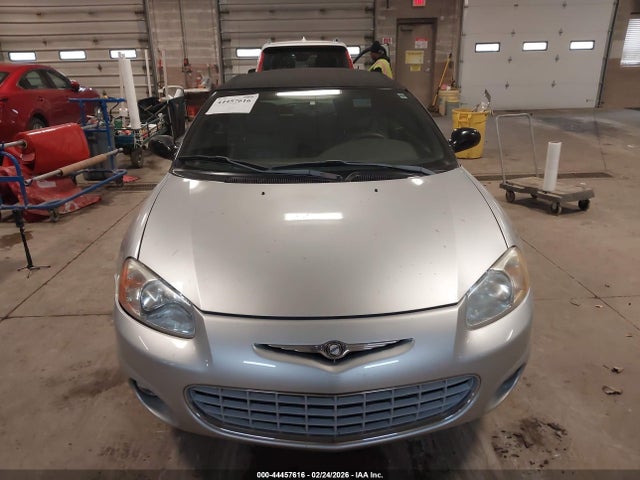2002 Chrysler Sebring Lxi მანქანა იყიდება აუქციონზე, vin: 1C3EL55R72N323814, აუქციონის ნომერი: 44457616