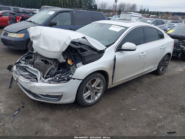 YV126MFBXF1311780 Volvo S60 T5 Premier