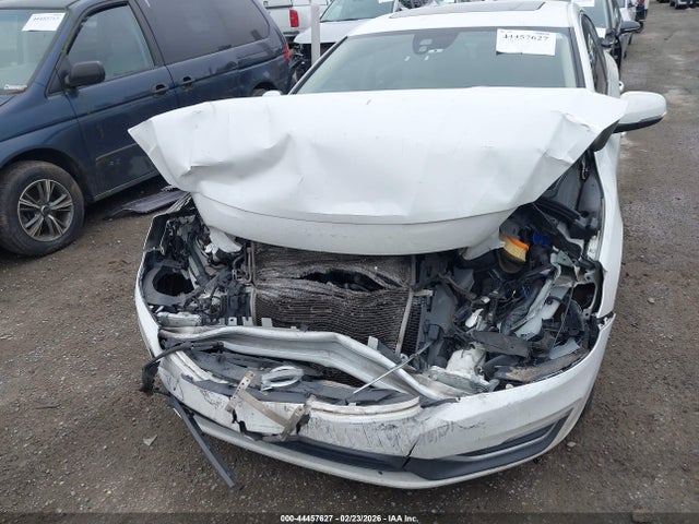 YV126MFBXF1311780 Volvo S60 T5 Premier