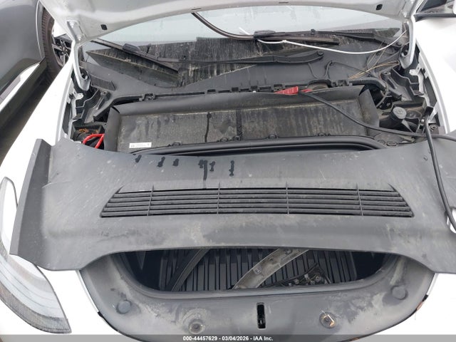 2025 TESLA MODEL Y 7SAYGDED8SF260185 Photo 9