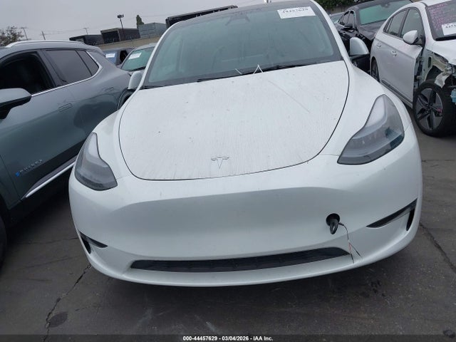 Продаж на аукціоні авто 2025 Tesla Model Y Long Range Dual Motor Rear-wheel Drive, vin: 7SAYGDED8SF260185, номер лоту: 44457629