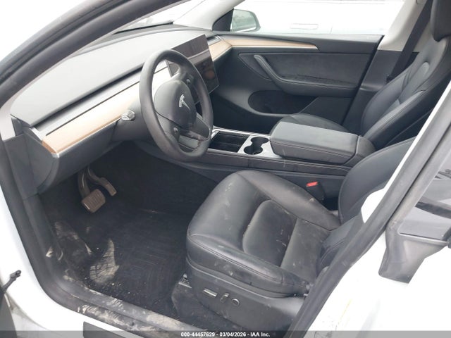 Продаж на аукціоні авто 2025 Tesla Model Y Long Range Dual Motor Rear-wheel Drive, vin: 7SAYGDED8SF260185, номер лоту: 44457629