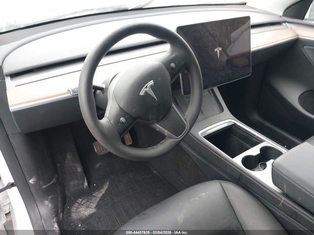 Продаж на аукціоні авто 2025 Tesla Model Y Long Range Dual Motor Rear-wheel Drive, vin: 7SAYGDED8SF260185, номер лоту: 44457629