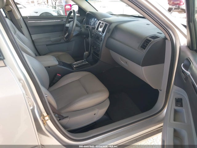 Продаж на аукціоні авто 2006 Chrysler 300 Touring, vin: 2C3KA53G16H105179, номер лоту: 44457645