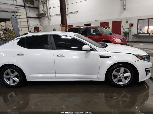 Продаж на аукціоні авто 2015 Kia Optima Lx, vin: KNAGM4A76F5635707, номер лоту: 44457650
