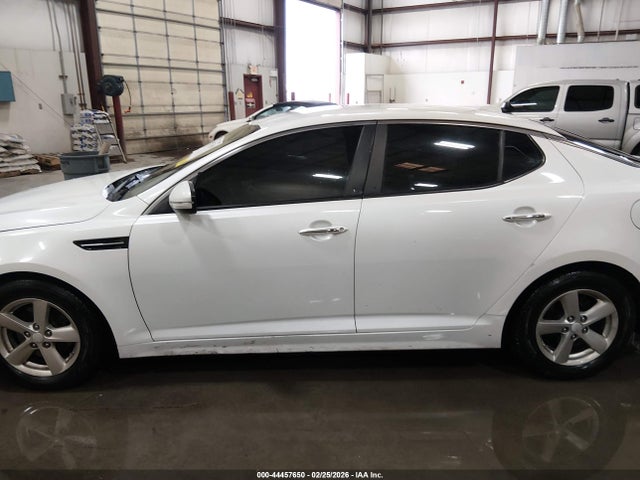 Продаж на аукціоні авто 2015 Kia Optima Lx, vin: KNAGM4A76F5635707, номер лоту: 44457650