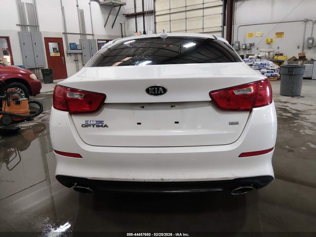 Продаж на аукціоні авто 2015 Kia Optima Lx, vin: KNAGM4A76F5635707, номер лоту: 44457650