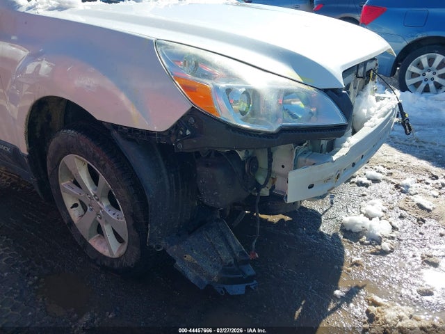 Subaru Outback 2.5i Premium 2014 4S4BRBCC8E3276444 Image 21