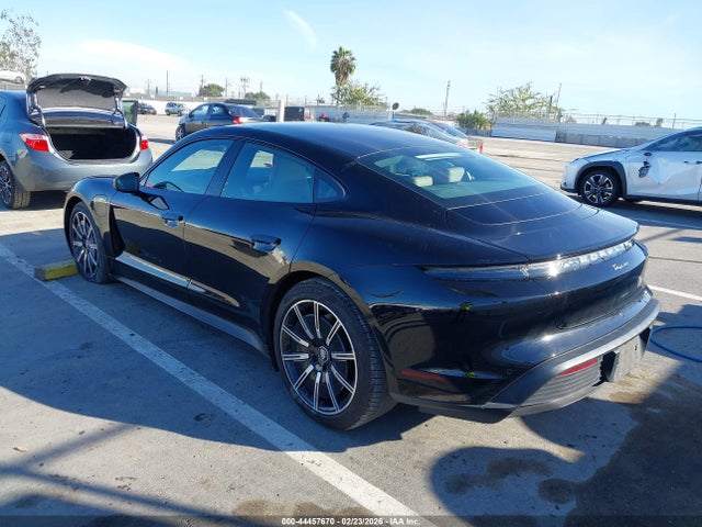 2024 PORSCHE TAYCAN WP0AA2Y1XRSA10694 Photo 2