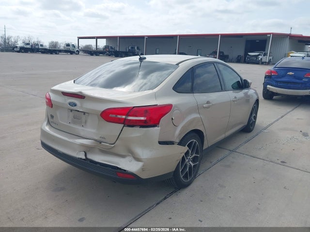 1FADP3H20JL210656 Ford FOCUS SEL
