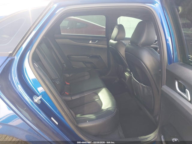 5XXG64J29NG101404 KIA K5 Gt-line