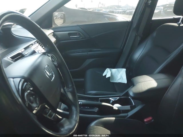 1HGCR2F50HA046808 Honda Accord Sport