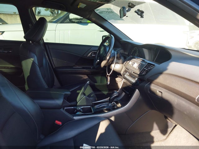 1HGCR2F50HA046808 Honda Accord Sport