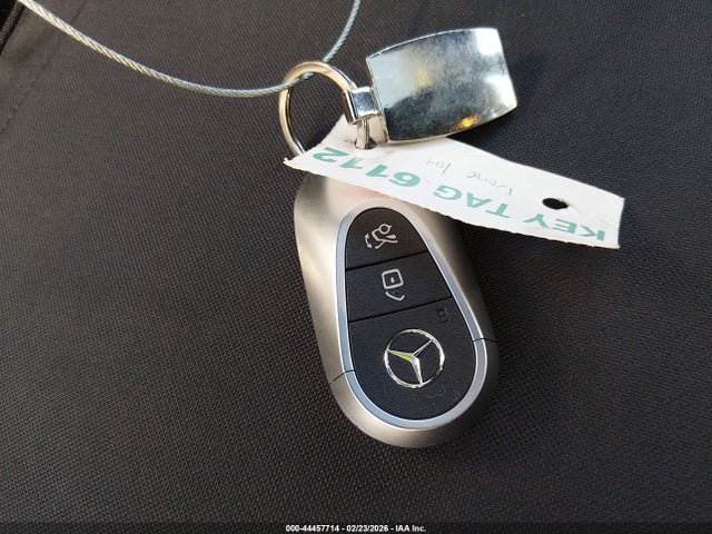 W1KAF4GB1RR228749 Mercedes-Benz C 300