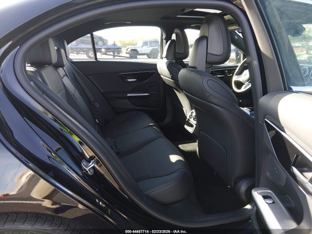 W1KAF4GB1RR228749 Mercedes-Benz C 300