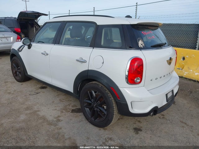 2014 MINI COUNTRYMAN WMWZC3C57EWP27483 Photo 2