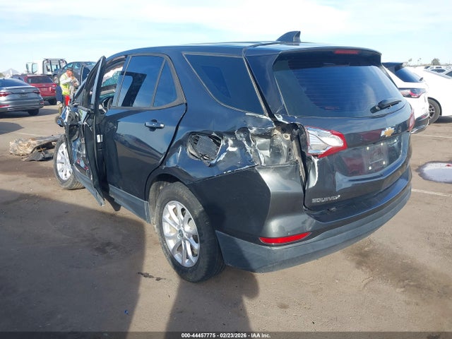 3GNAXHEV6KS586208 Chevrolet EQUINOX LS